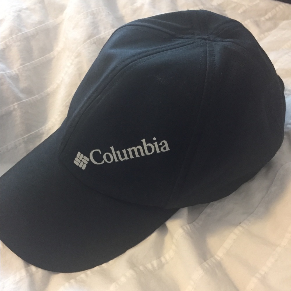 Columbia hat
